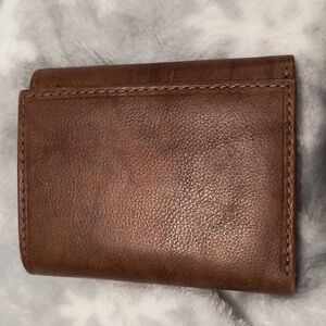 Unisex Leather Handcrafted wallet, lots of places to store, NWOT 4" x 3.5"